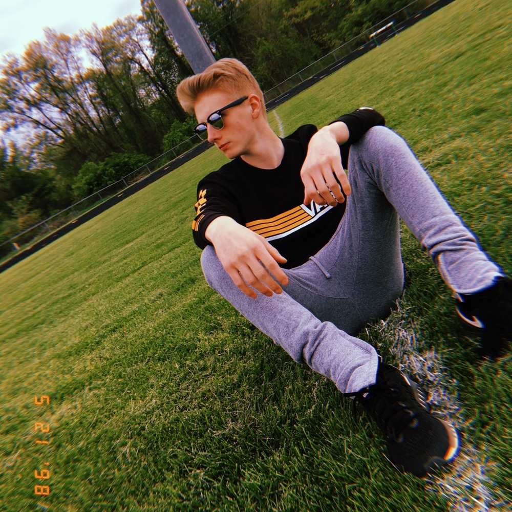 Meet your Posher, Colin